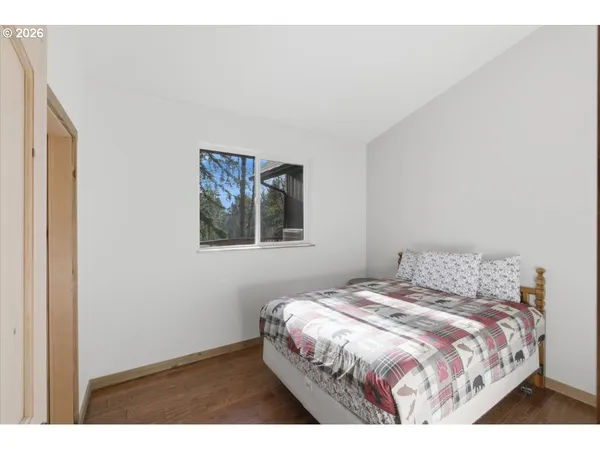 $1,145,000 | 53 Olalla Road, Toledo, OR 97391