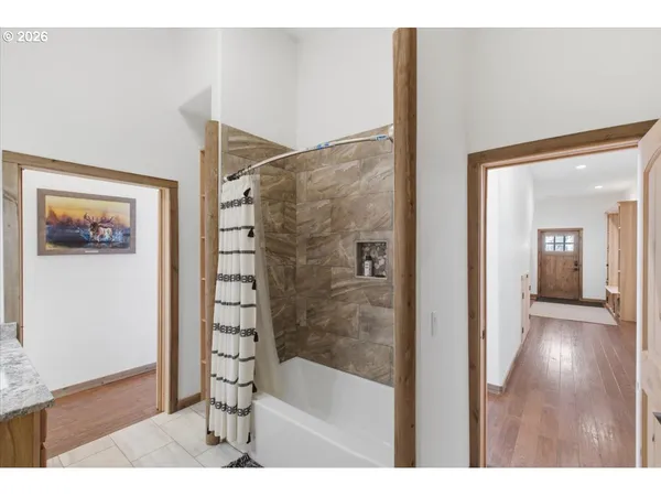 $1,145,000 | 53 Olalla Road, Toledo, OR 97391