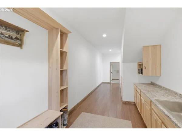 $1,145,000 | 53 Olalla Road, Toledo, OR 97391