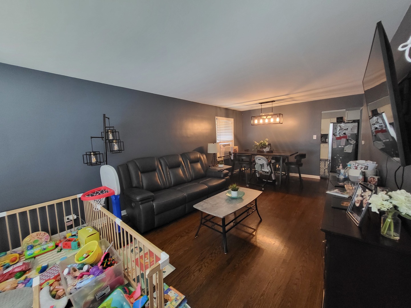 472 Northgate Court Riverside, IL 60546 - Photo 16 of 23 a bed room with furniture and a flat screen tv