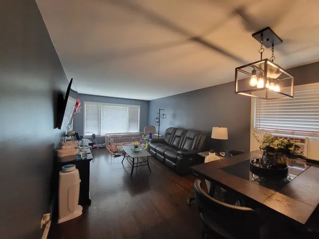 $599,000 | 472 Northgate Court, Riverside, IL 60546