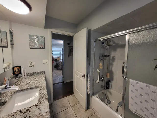 $599,000 | 472 Northgate Court, Riverside, IL 60546