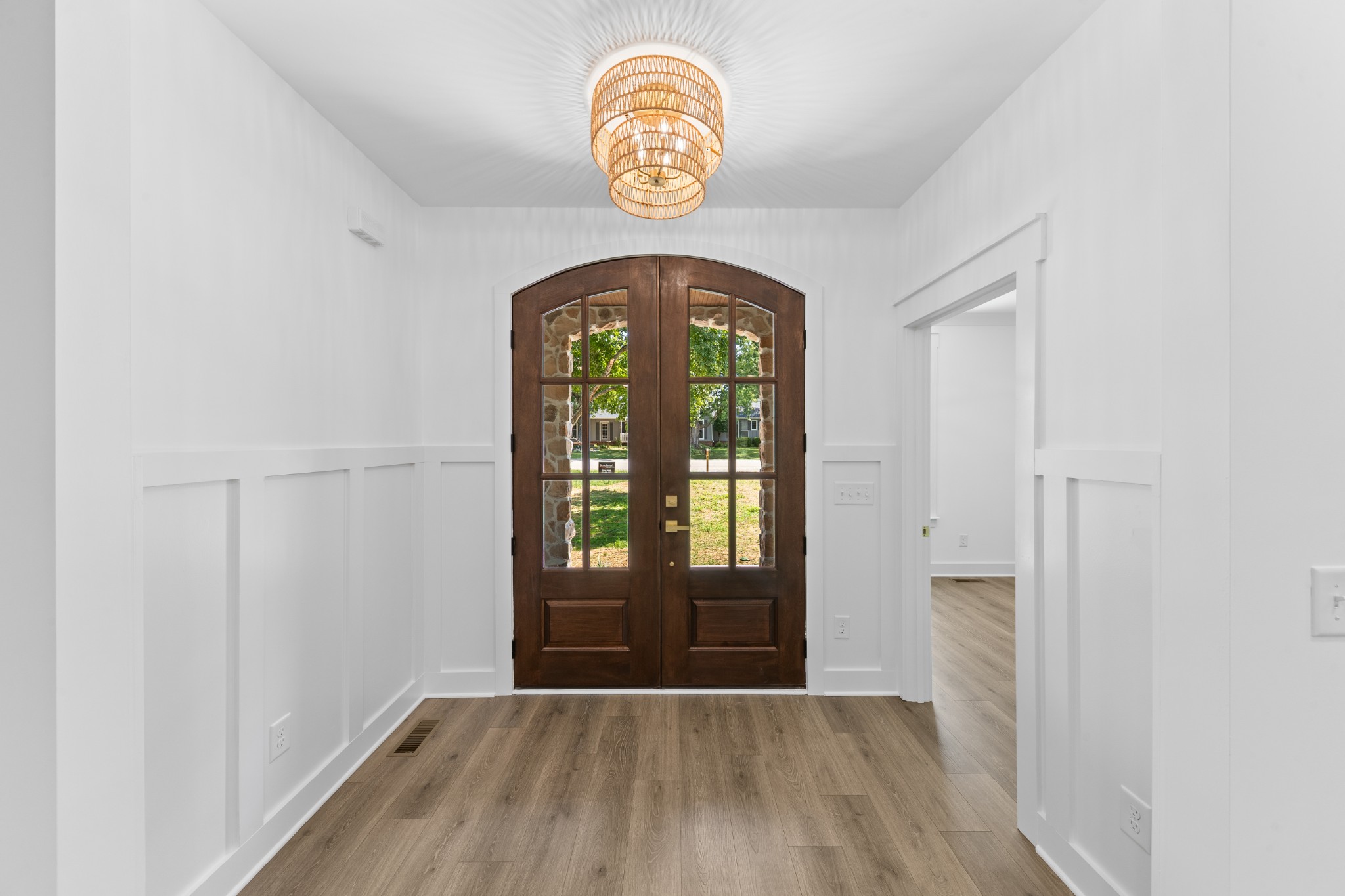 112 Stoneybrook Road Columbia, TN 38401 - Photo 12 of 47 a view of an entryway with wooden floor