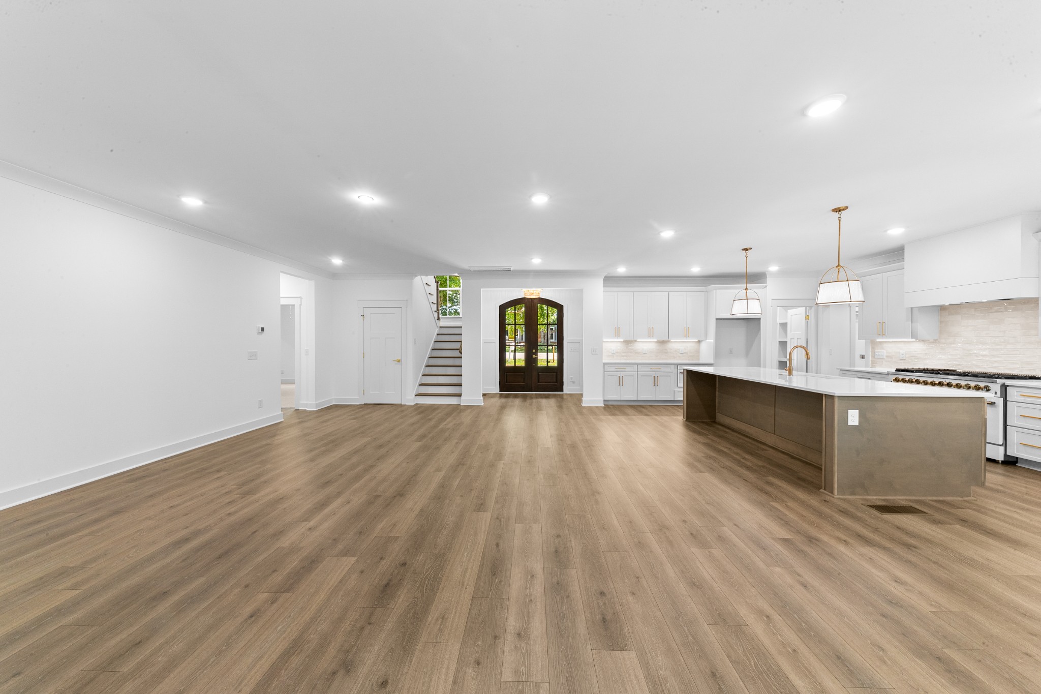 112 Stoneybrook Road Columbia, TN 38401 - Photo 15 of 47 a view of kitchen with wooden floor and electronic appliances