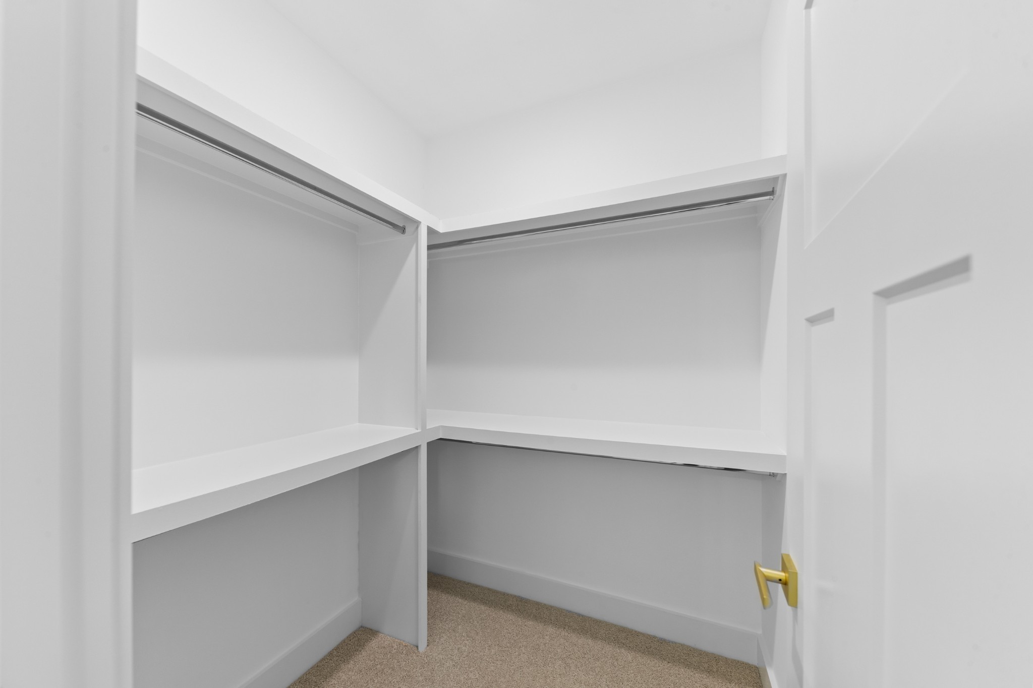 112 Stoneybrook Road Columbia, TN 38401 - Photo 34 of 47 a close view of closet