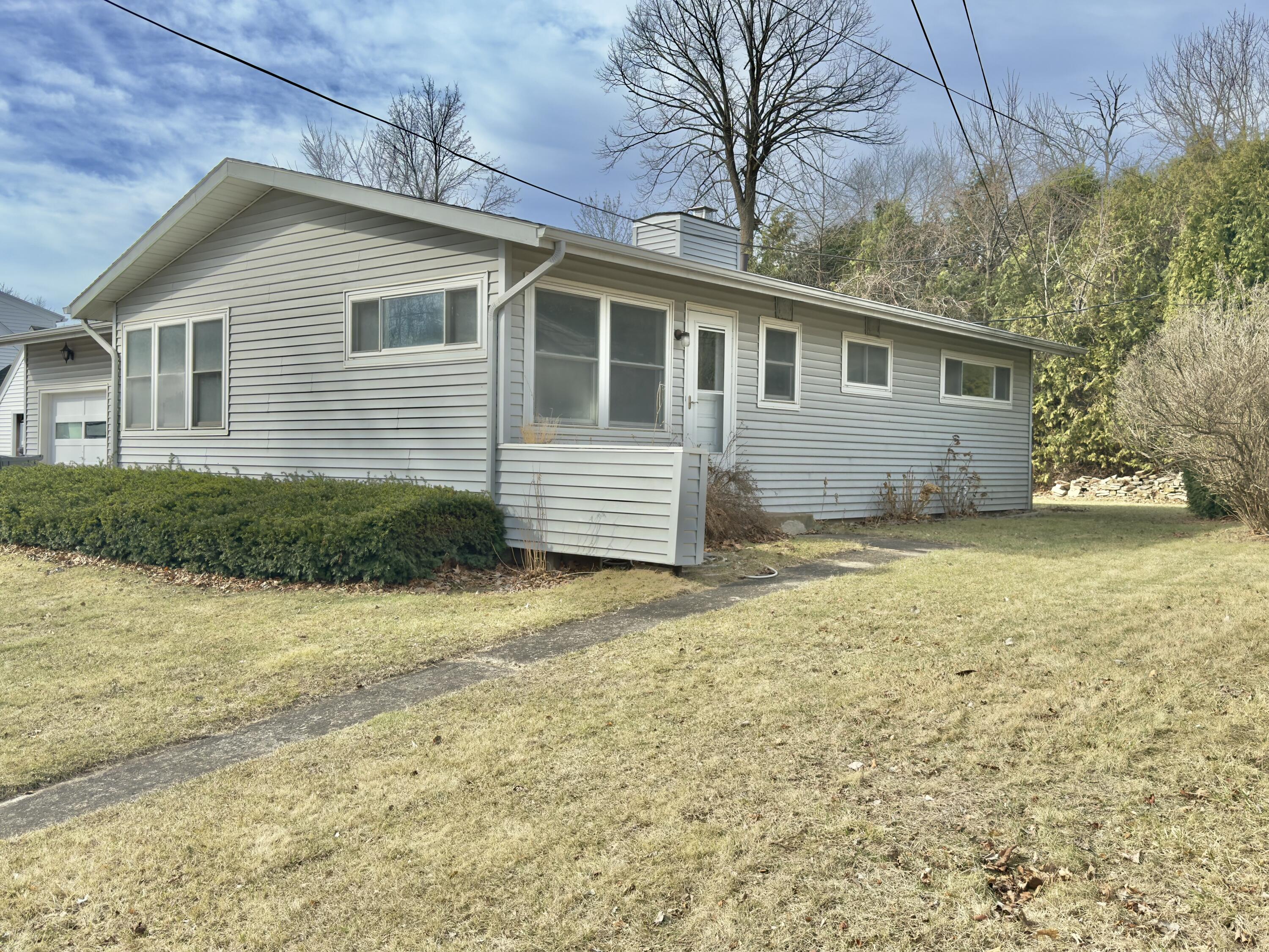 17 Addoms Street Plattsburgh, NY 12901 - Photo 3 of 34 Gallery Image 3