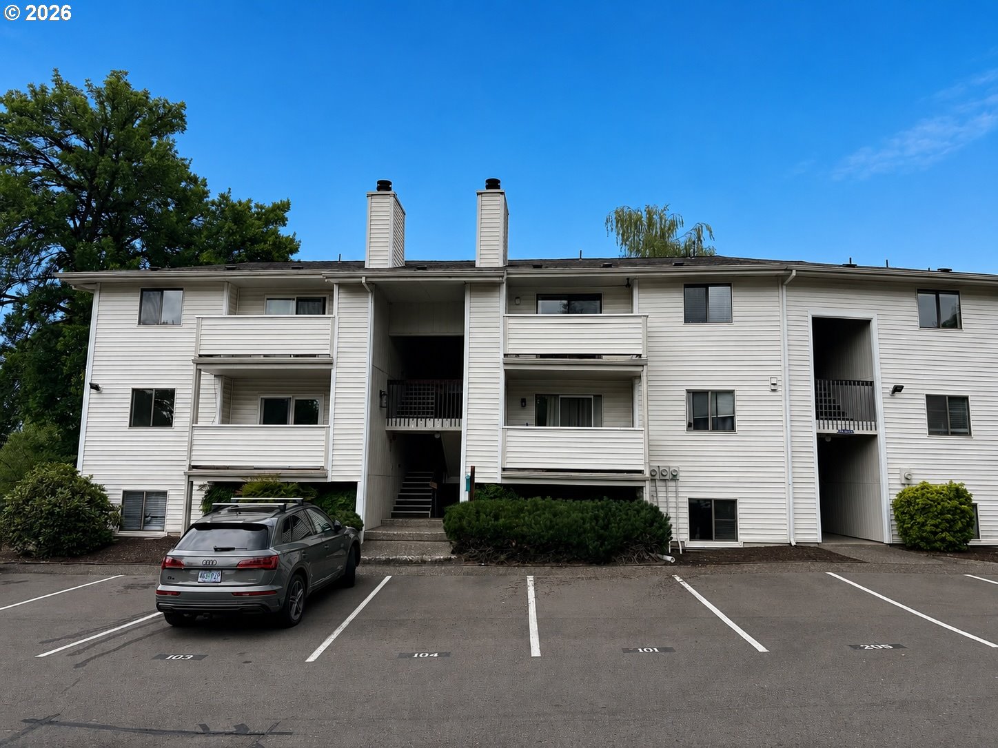 11040 Southwest Greenburg Road, Unit 206 Portland, OR 97223 - Photo 1 of 22