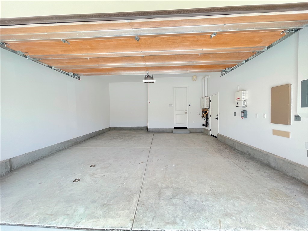 215 Sutters Mill Irvine, CA 92602 - Photo 24 of 57