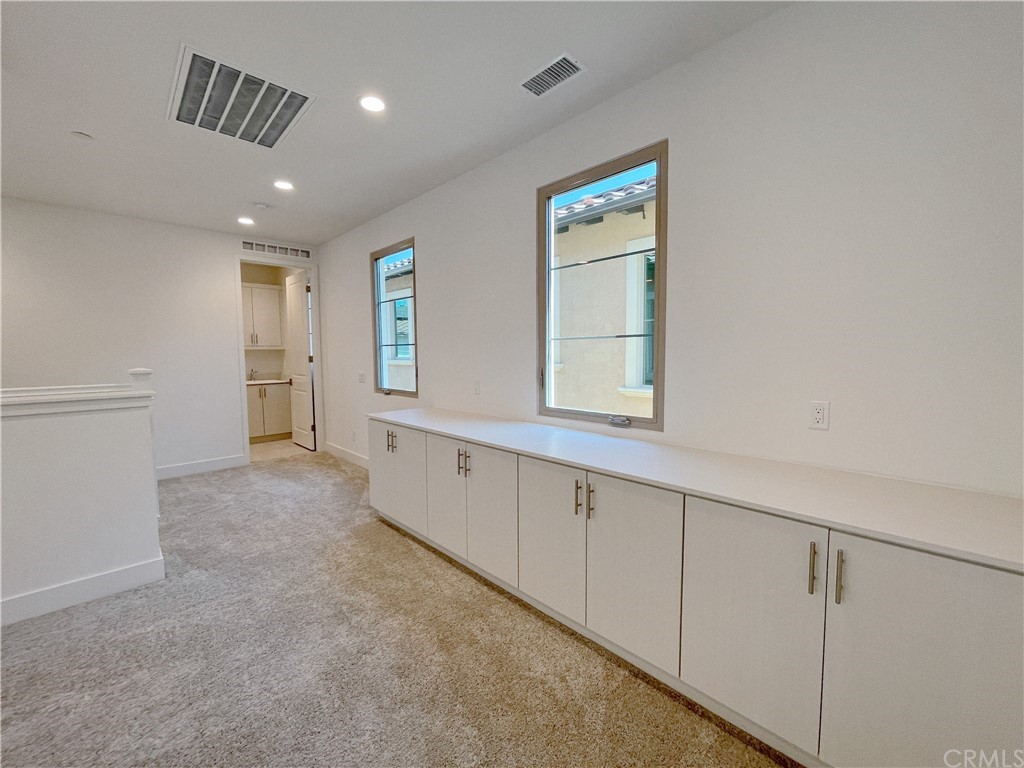 215 Sutters Mill Irvine, CA 92602 - Photo 29 of 57