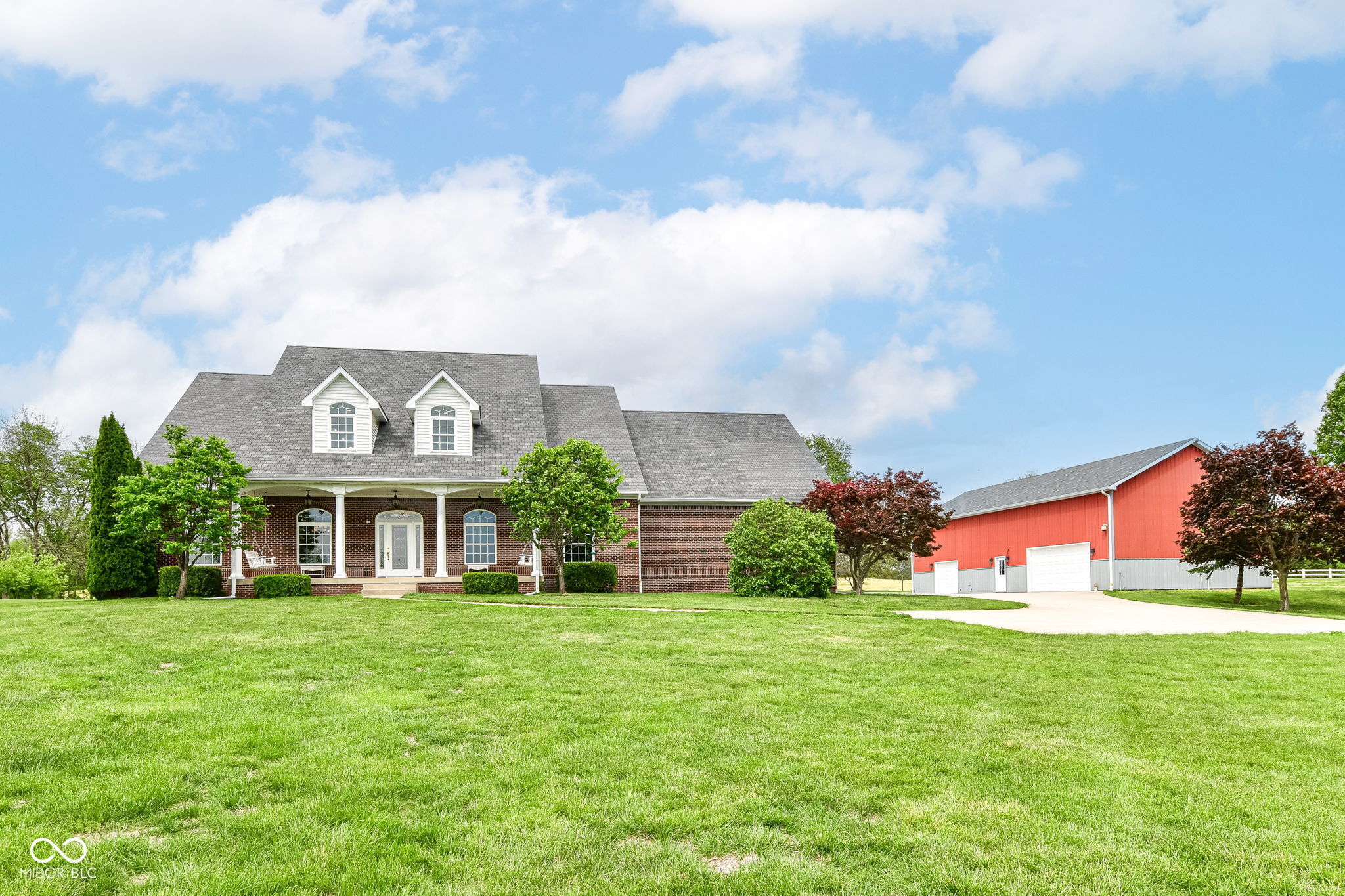 5264 Rocklane Road Greenwood, IN 46143 - Photo 4 of 69