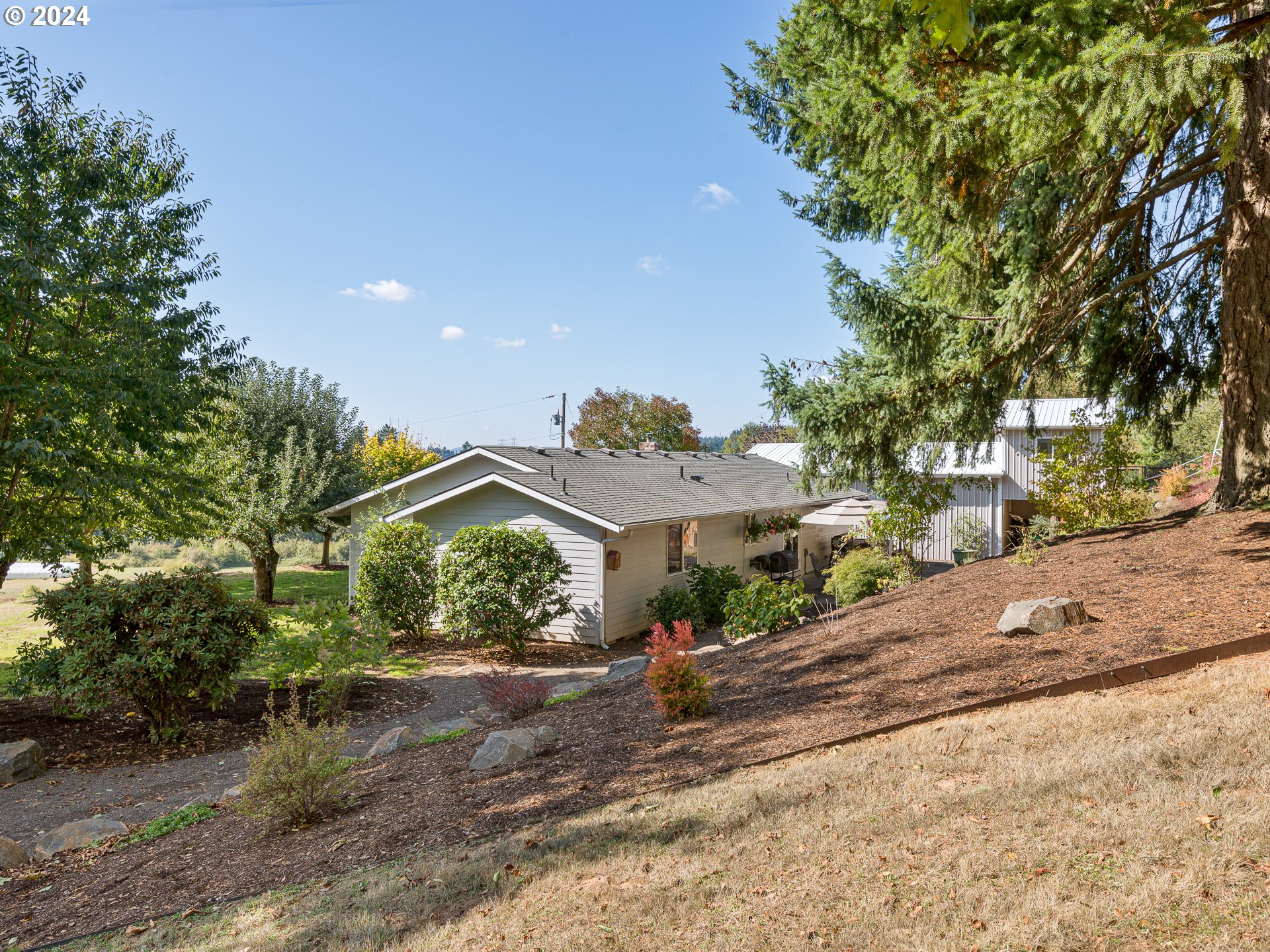 4605 Southwest Homesteader Road Wilsonville, OR 97070 - Photo 31 of 36 Gallery Image 31