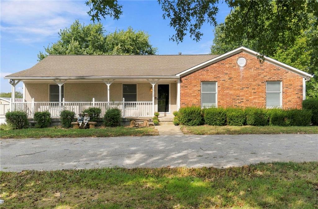 19718 South School Road Raymore, MO 64083 - Photo 2 of 35 Gallery Image 2