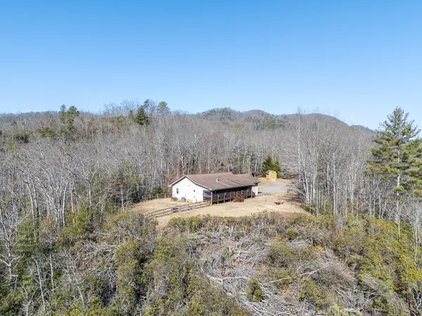 $459,000 | 2923 Upper Peachtree Road, Murphy, NC 28906