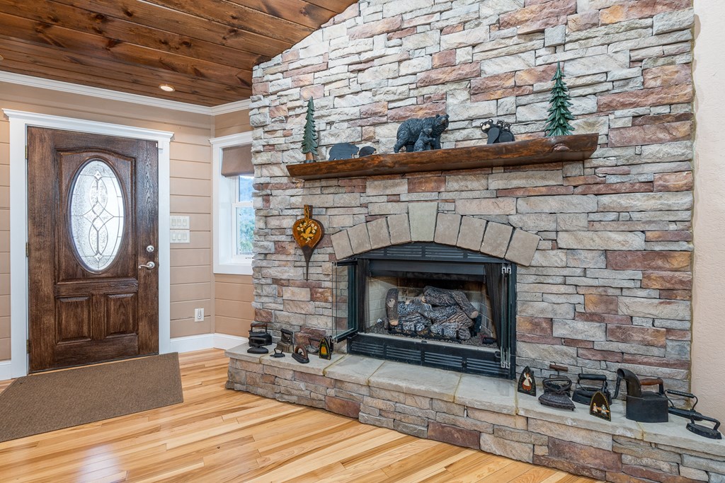 2923 Upper Peachtree Road Murphy, NC 28906 - Photo 7 of 49