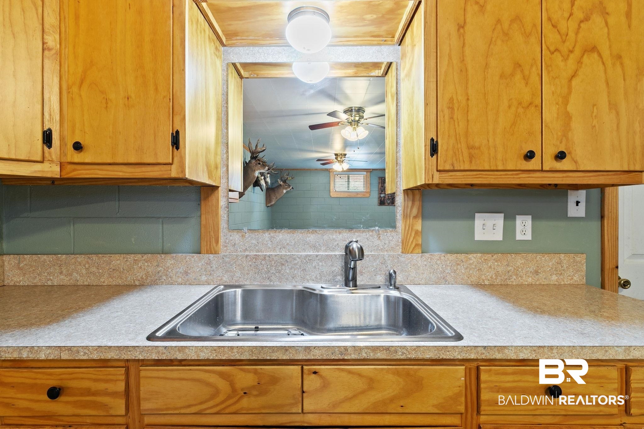 14 Lee Circle Daphne, AL 36527 - Photo 50 of 83 Kitchen featuring sink and ceiling fan