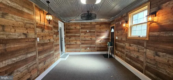 $250,000 | 5806 North Charles Street, Baltimore, MD 21210