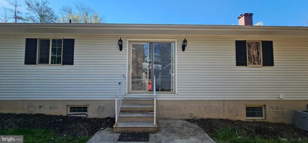 $250,000 | 5806 North Charles Street, Baltimore, MD 21210