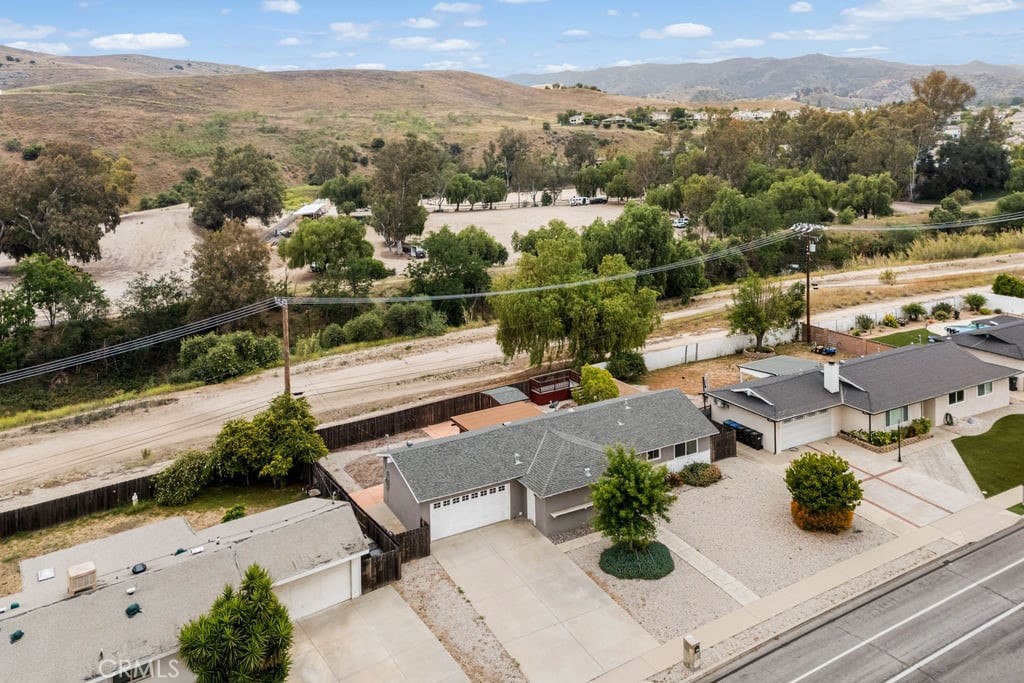3554 Royal Simi Valley, CA 93063 - Photo 11 of 56