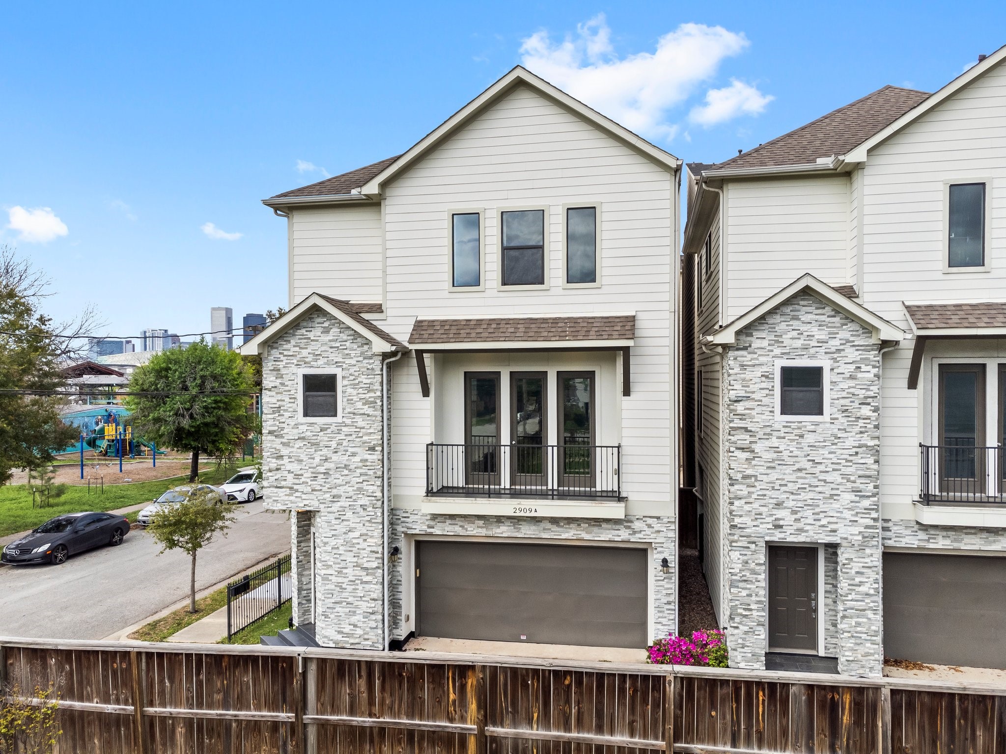 2909 Gillespie Street, Unit A Houston, TX 77020 - Photo 4 of 32
