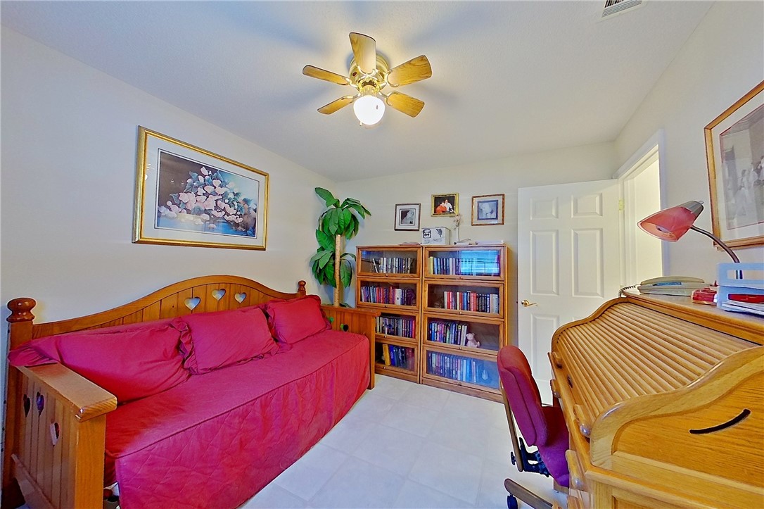 915 Jane Street Blackshear, GA 31516 - Photo 19 of 36