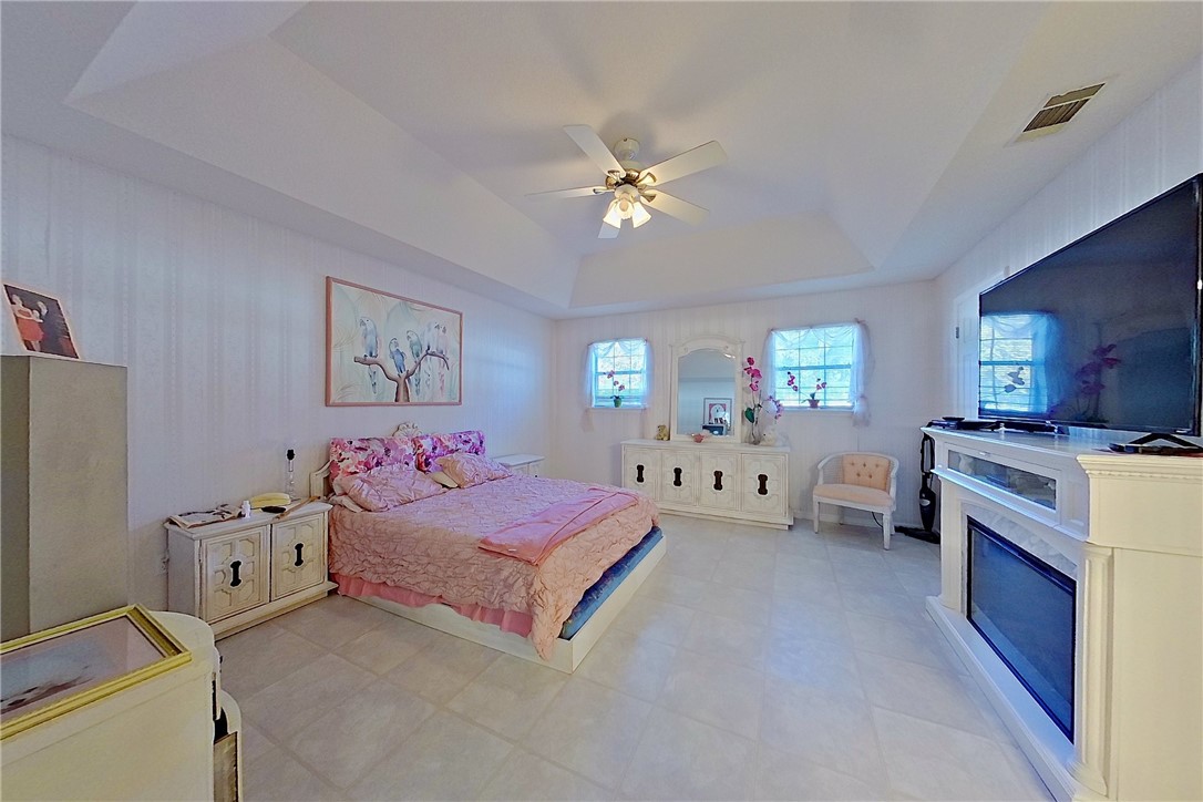 915 Jane Street Blackshear, GA 31516 - Photo 22 of 36