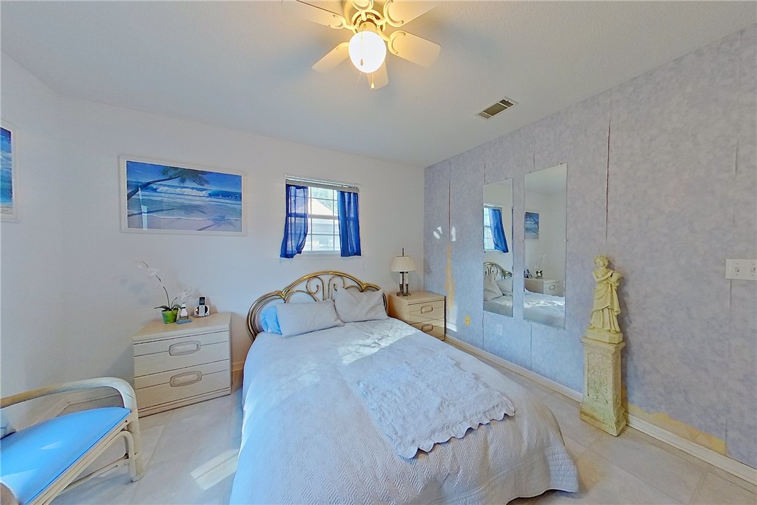 915 Jane Street Blackshear, GA 31516 - Photo 28 of 36