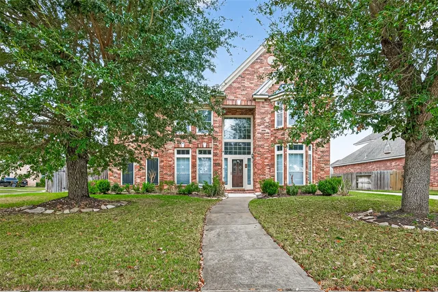 $497,900 | 5907 Indian Hills Lane, Sugar Land, TX 77479