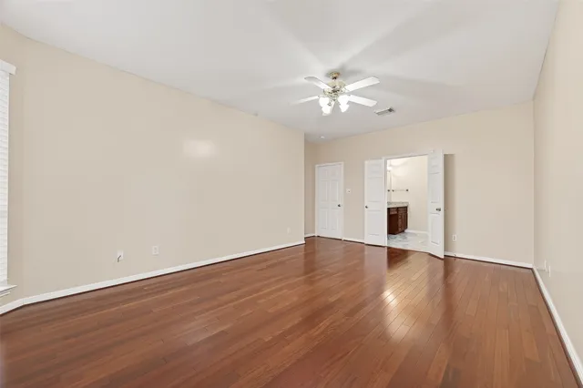 $497,900 | 5907 Indian Hills Lane, Sugar Land, TX 77479