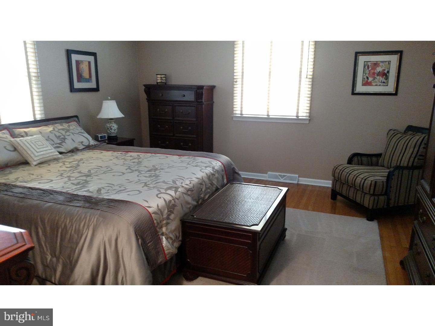 9 Robin Road Moorestown, NJ 08057 - Photo 11 of 21 Bedroom - Main
