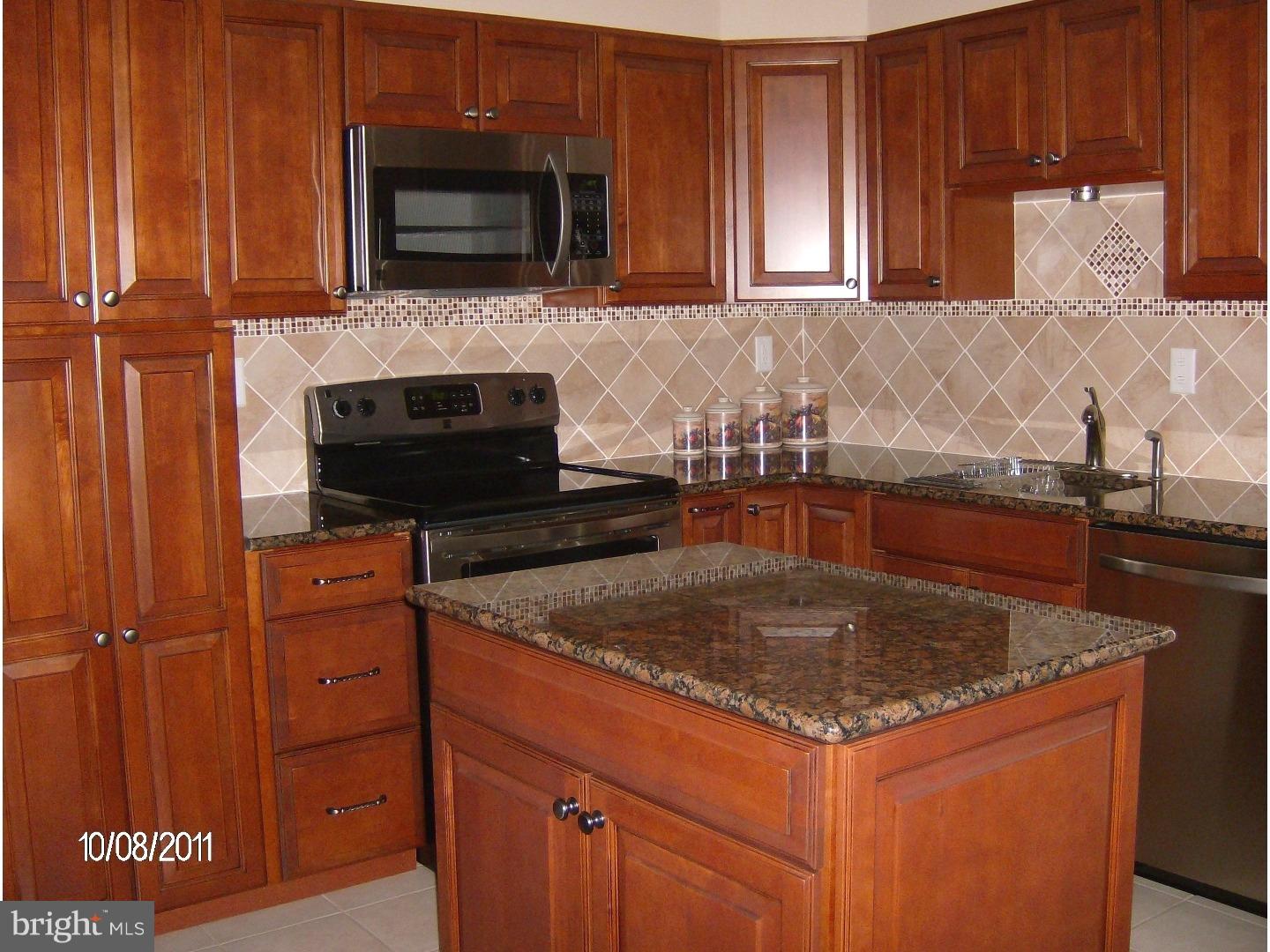 9 Robin Road Moorestown, NJ 08057 - Photo 3 of 21