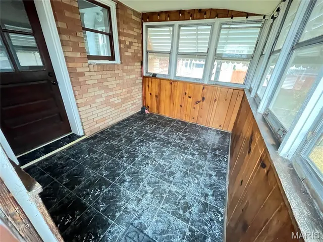 $2,000 | 6430 Bancroft Avenue, St. Louis, MO 63109