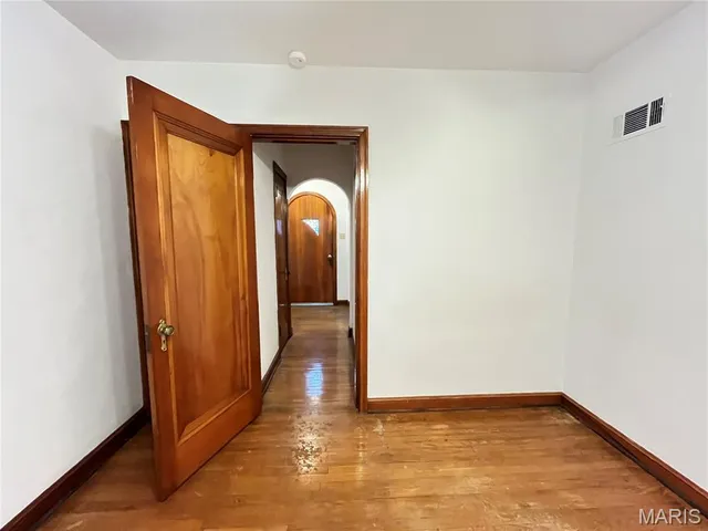 $2,000 | 6430 Bancroft Avenue, St. Louis, MO 63109