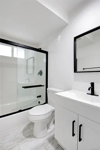 $849,000 | 26 Norwich Street, Huntington Station, NY 11746