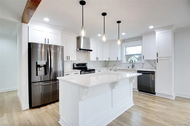 $849,000 | 26 Norwich Street, Huntington Station, NY 11746