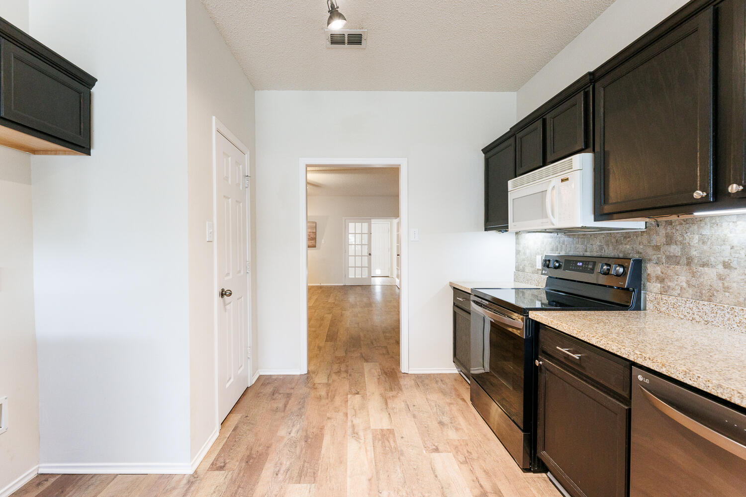 6722 85th Street Lubbock, TX 79424 - Photo 13 of 59 .