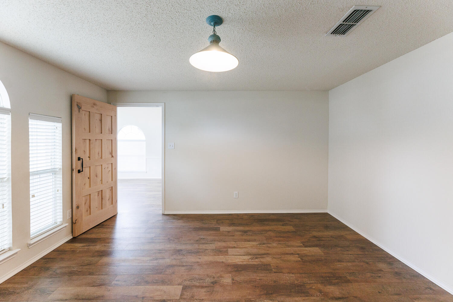 6722 85th Street Lubbock, TX 79424 - Photo 46 of 59 Huge Office