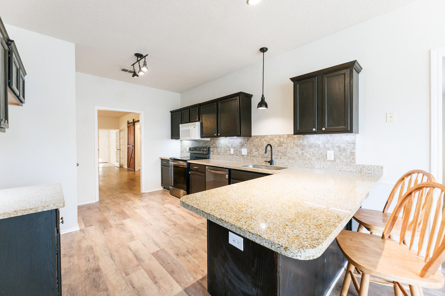 6722 85th Street Lubbock, TX 79424 - Photo 9 of 59 .