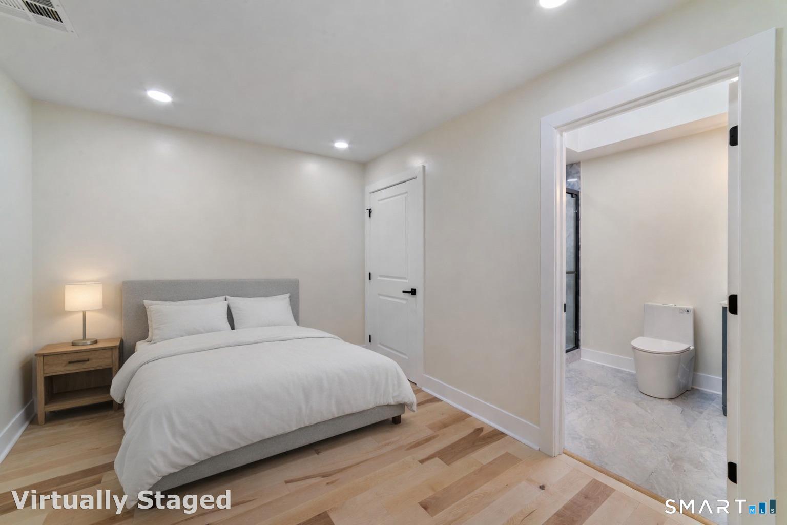 1607 Great Hill Road Guilford, CT 06437 - Photo 16 of 40