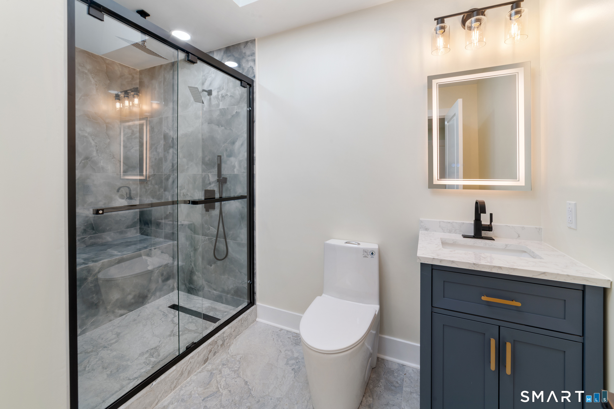 1607 Great Hill Road Guilford, CT 06437 - Photo 17 of 40