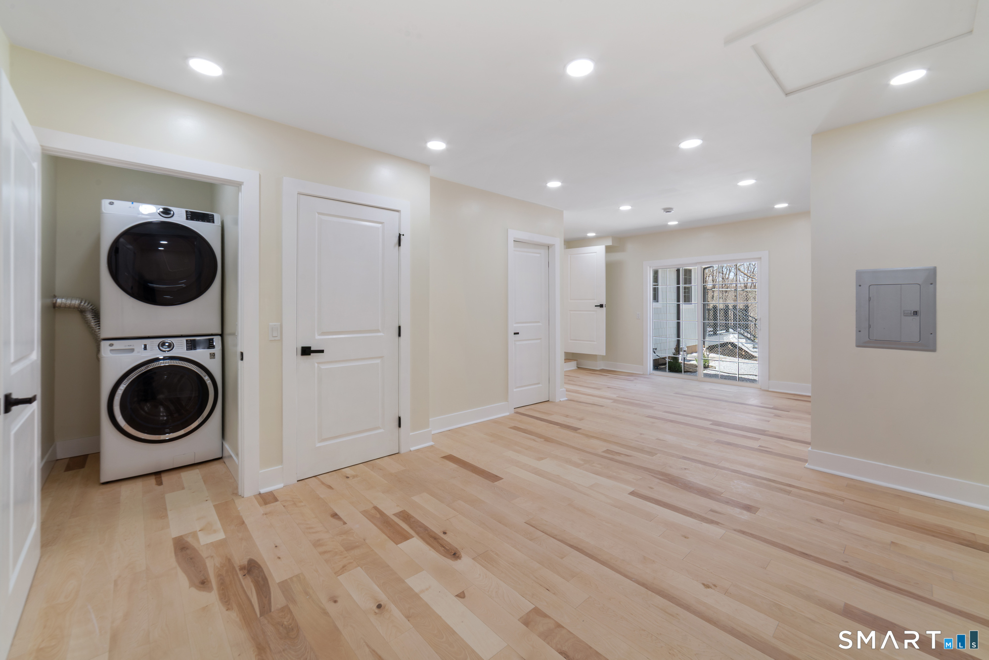 1607 Great Hill Road Guilford, CT 06437 - Photo 19 of 40