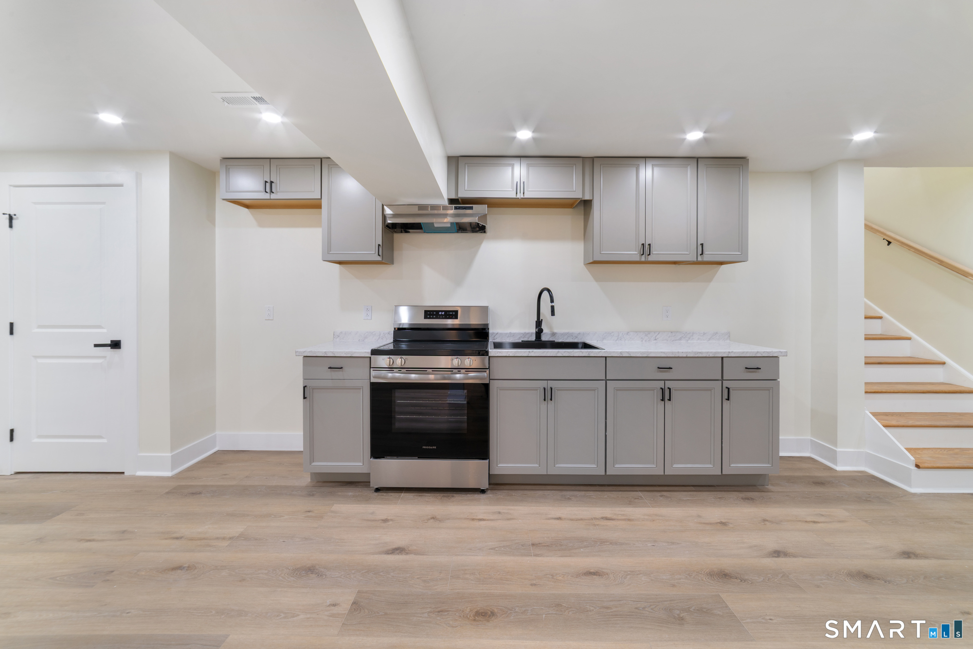 1607 Great Hill Road Guilford, CT 06437 - Photo 24 of 40