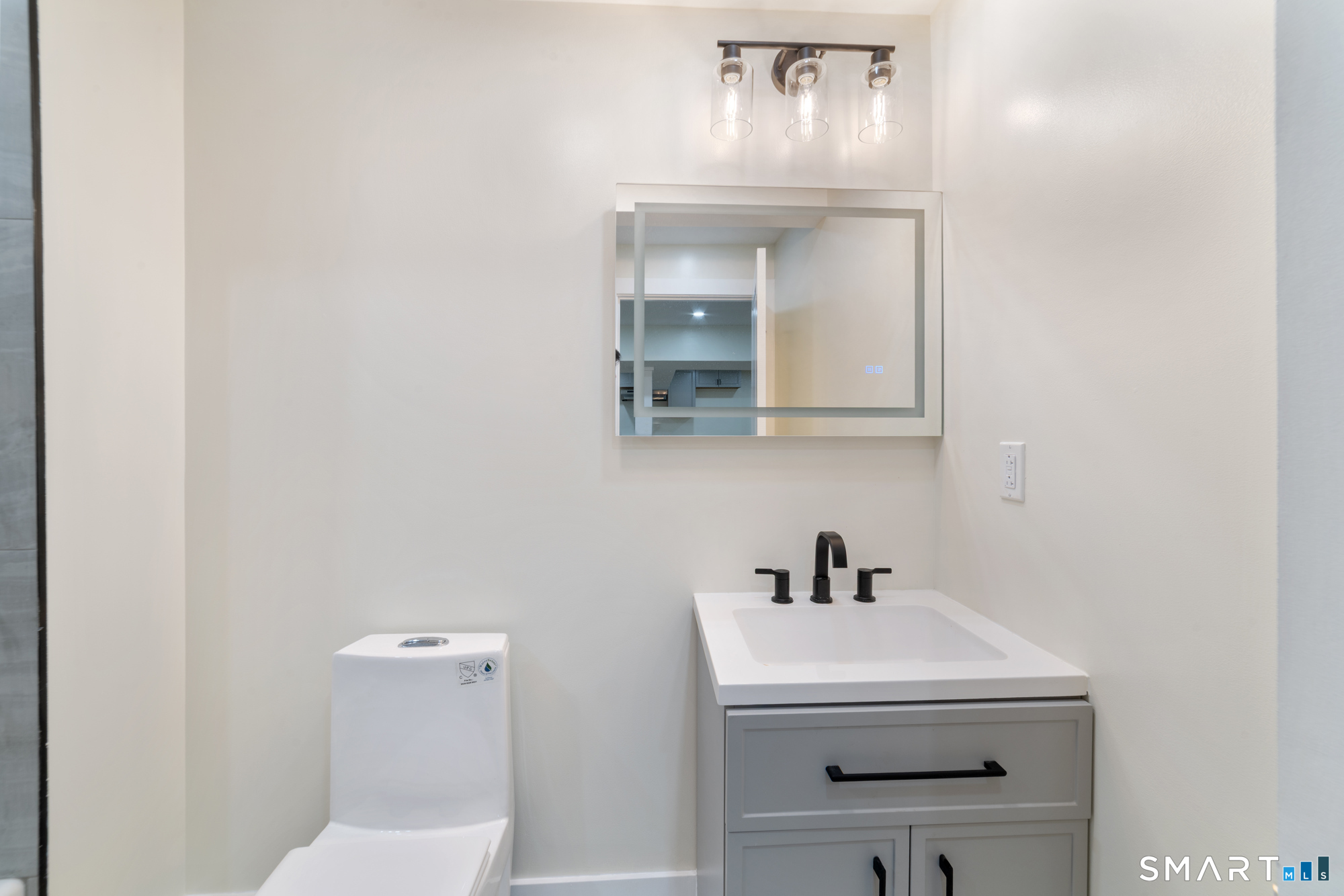 1607 Great Hill Road Guilford, CT 06437 - Photo 29 of 40