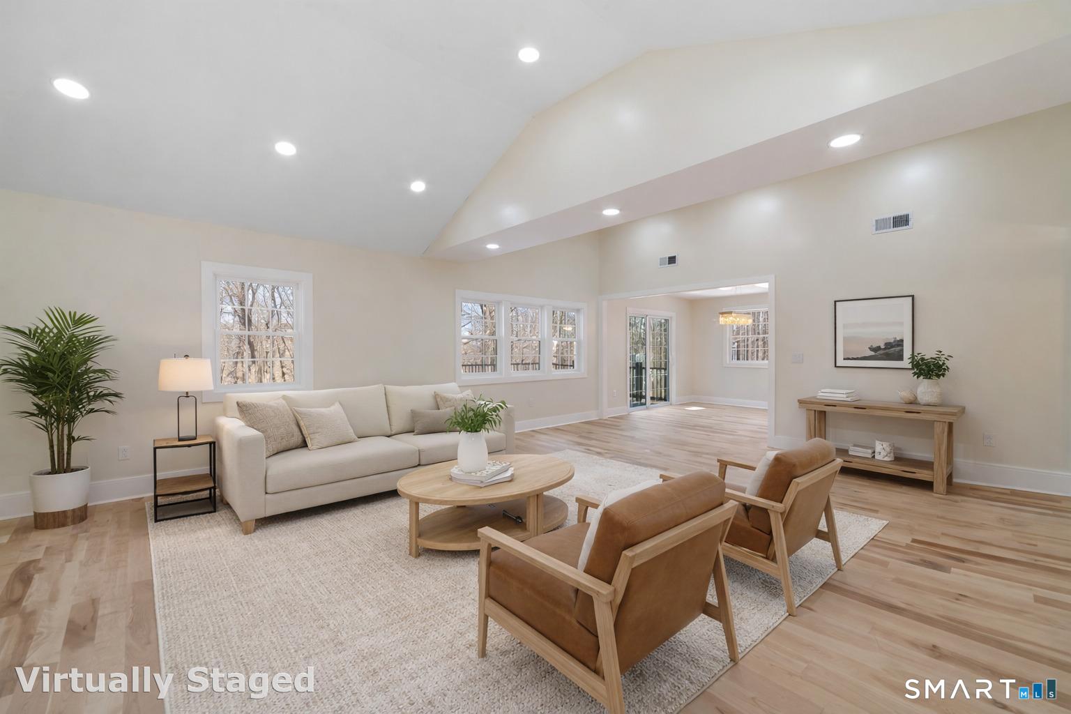 1607 Great Hill Road Guilford, CT 06437 - Photo 4 of 40