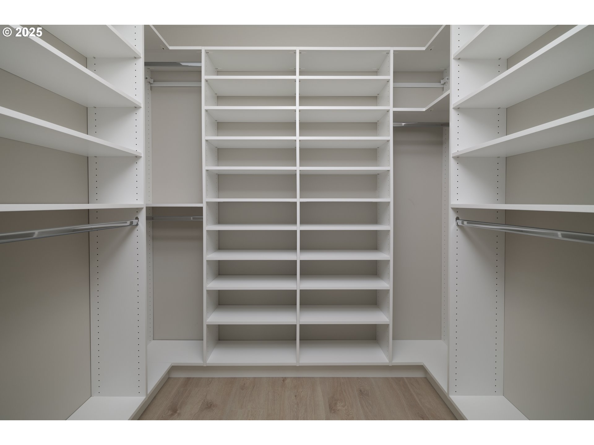 1265 Avenue D Seaside, OR 97138 - Photo 12 of 23