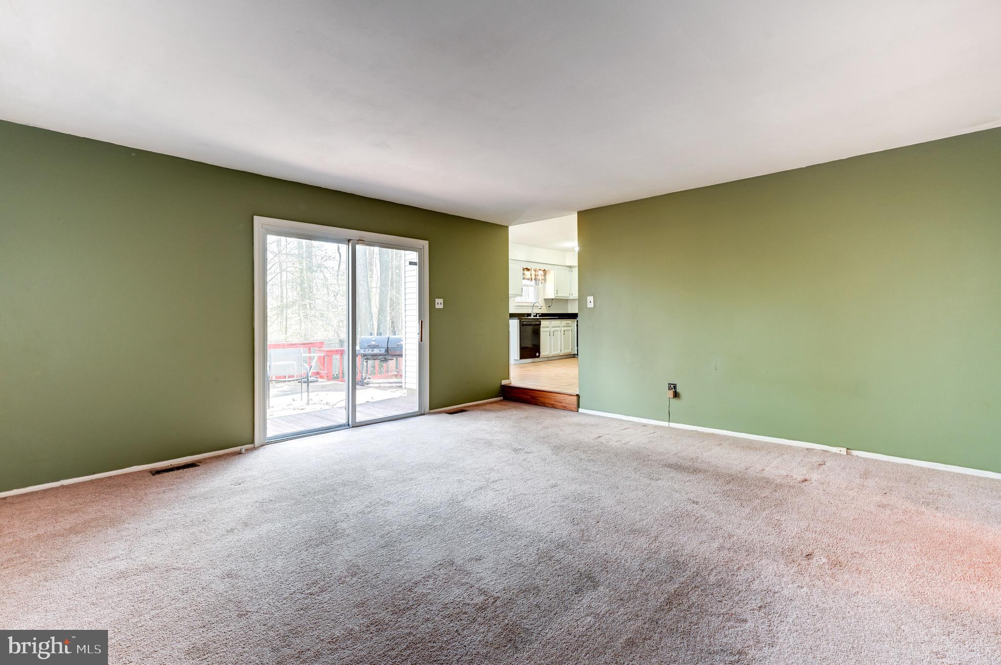 18 Hanover Place Sicklerville, NJ 08081 - Photo 17 of 36 Sunken Family Room with Sliders