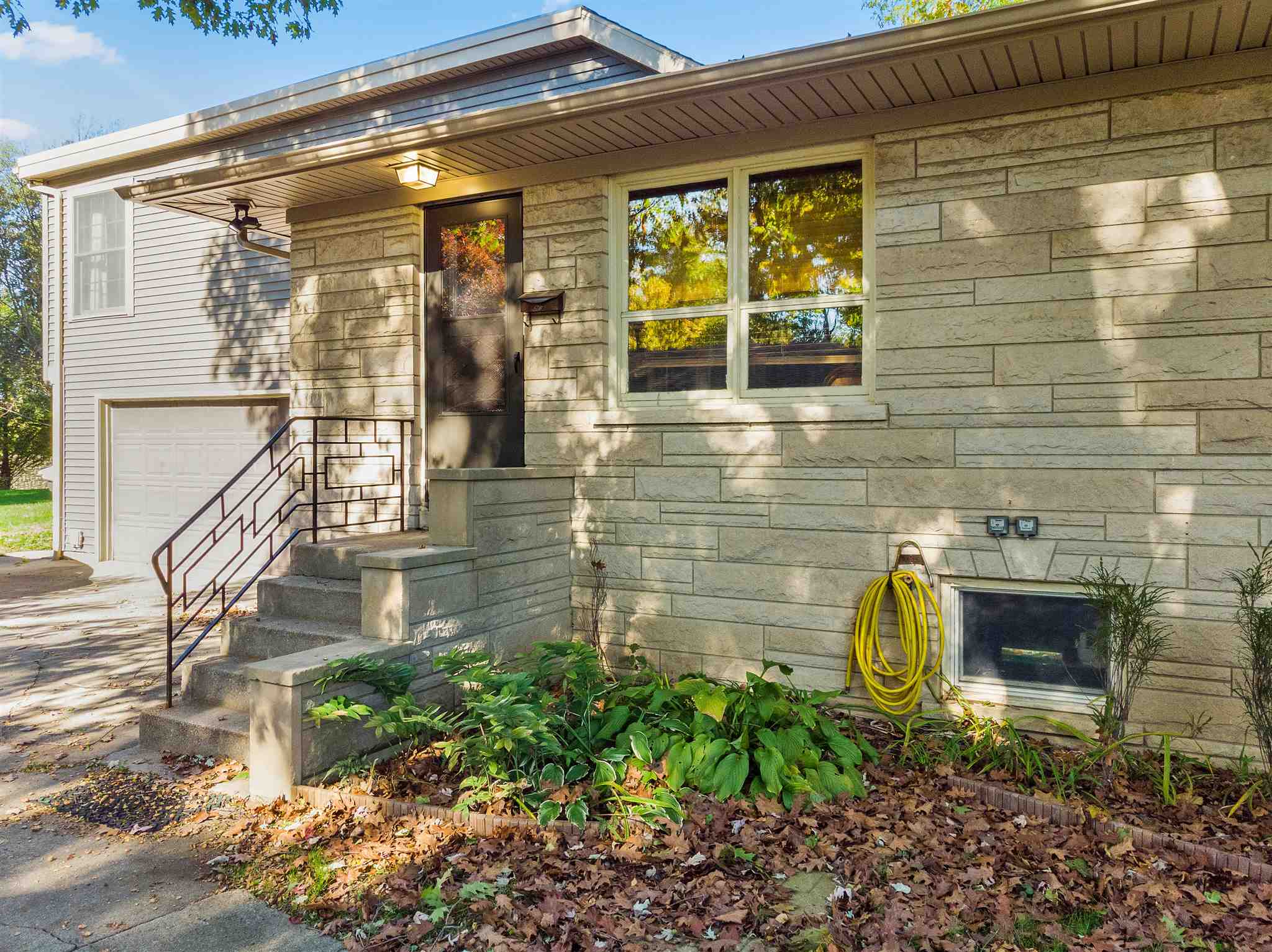 4922 Stratford Road Fort Wayne, IN 46807 - Photo 8 of 16