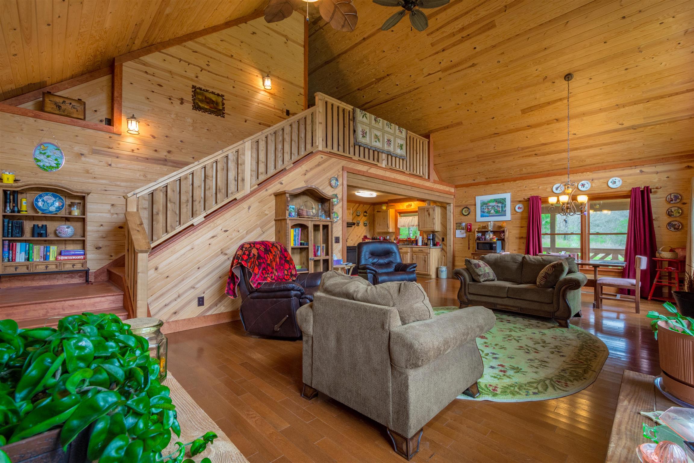 2211 Poplar Hill Road Prospect, TN 38477 - Photo 9 of 30 a living room with furniture and a potted plant