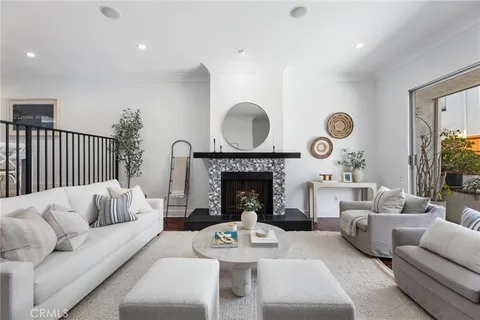 $1,100,000 | 1710 Grant Avenue, Unit 20, Redondo Beach, CA 90278