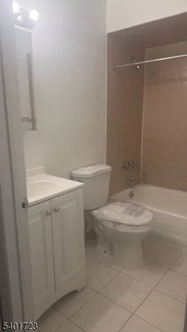 $1,500 | 37 East Main Street, Unit 5, Rockaway, NJ 07866