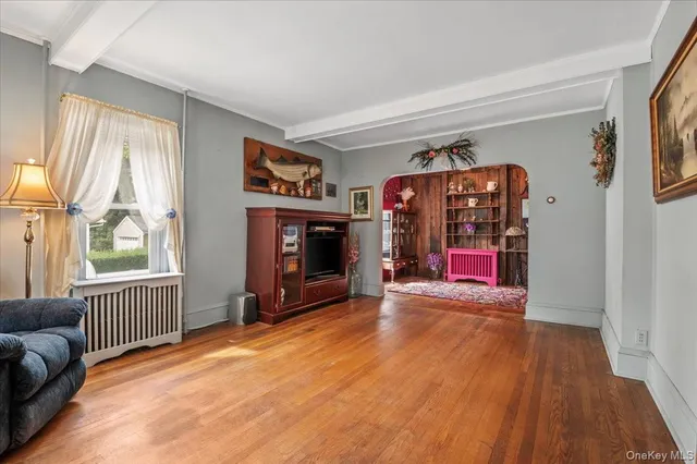 $749,000 | 88 Coles Street, Glen Cove, NY 11542